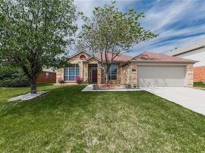 Lake Dallas Outside 2 Hero